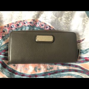 Gray Marc Jacobs leather wallet